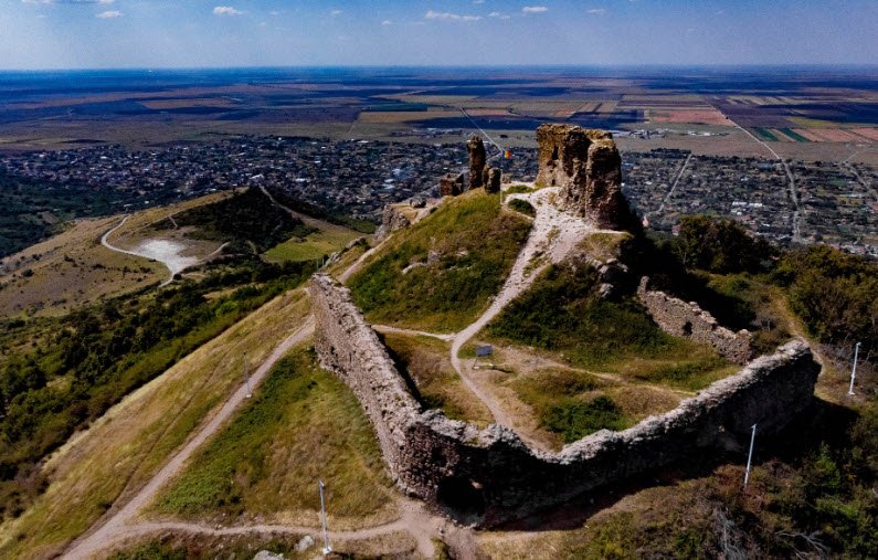 Șiria Fortress, Șiria, Romania, Romania